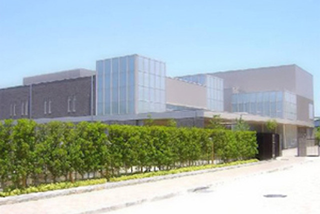 尼崎市立弥生ケ丘斎場外観