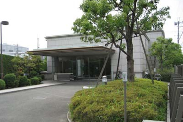 伊丹市営斎場外観1