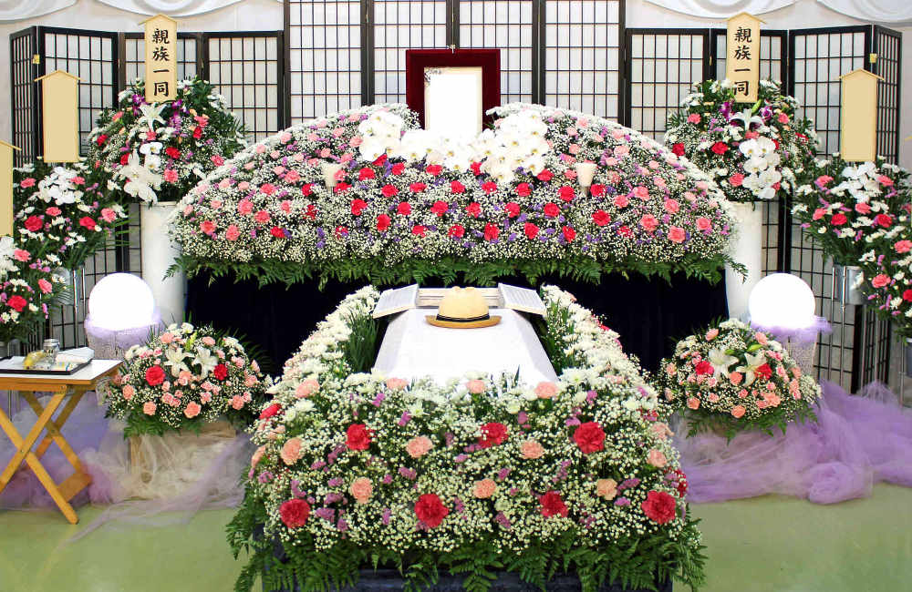 家族葬セットプランフリーの祭壇例(PC画像)